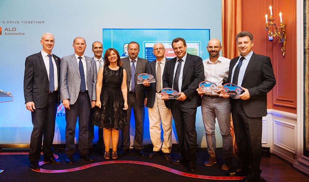 omadikh photographia epishmwn kalesmenwn