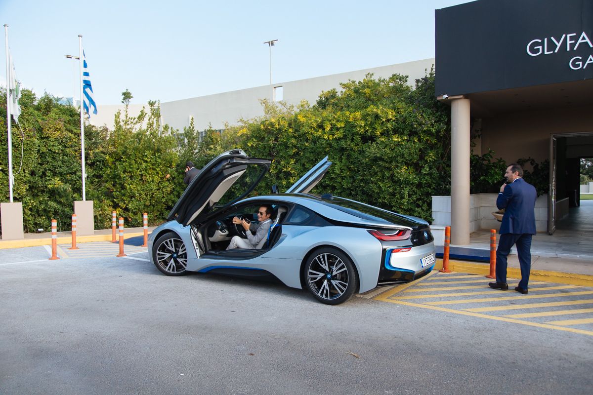 hlektriko montelo bmw