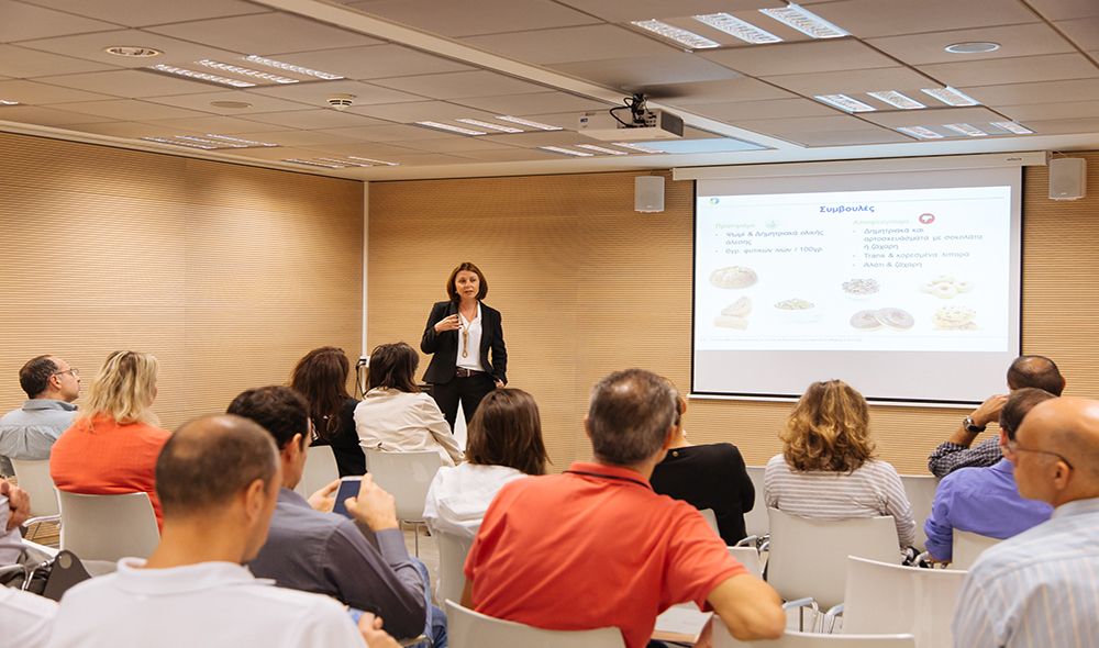 omilia eishghtria ygeihnhs diatrofhs stous ergazomenous tou omilou ote-cosmote