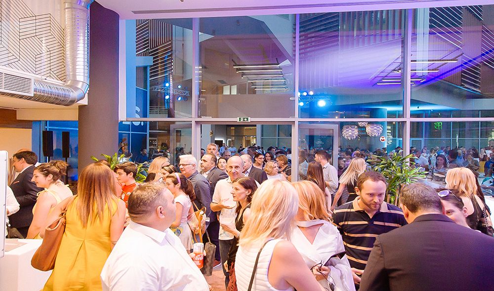 kalesmenoi mesa sta grafeia