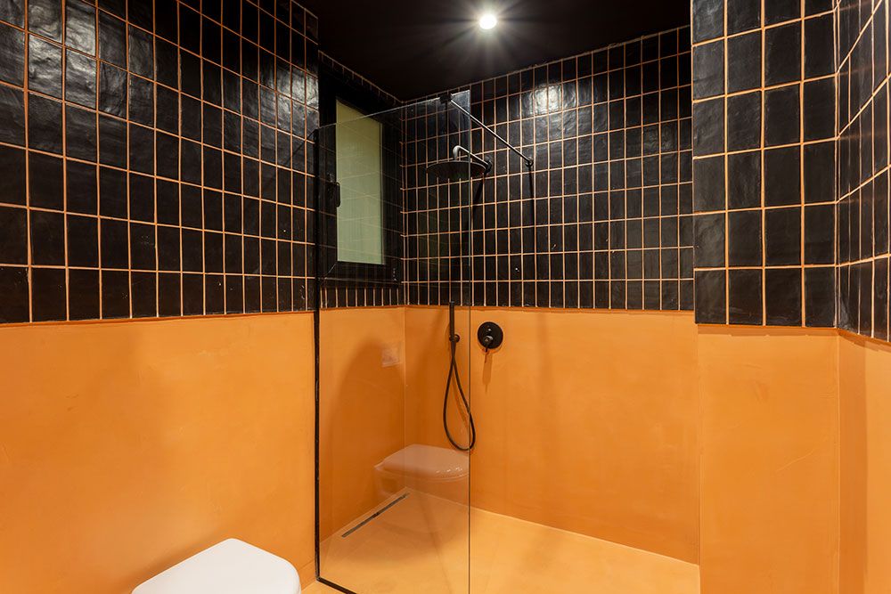 anakainish mpaniou me plakaki kai xrwma