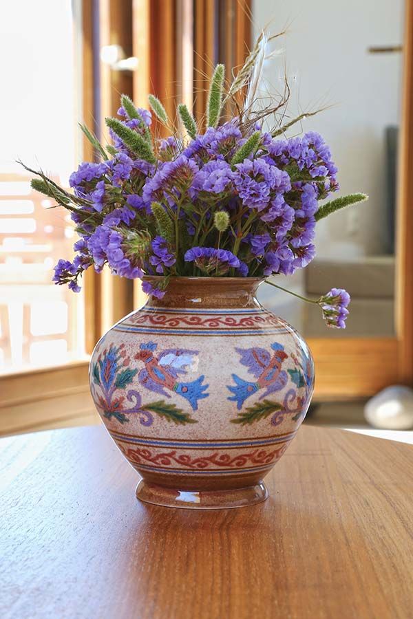 diakosmhtiko vazo me levantes